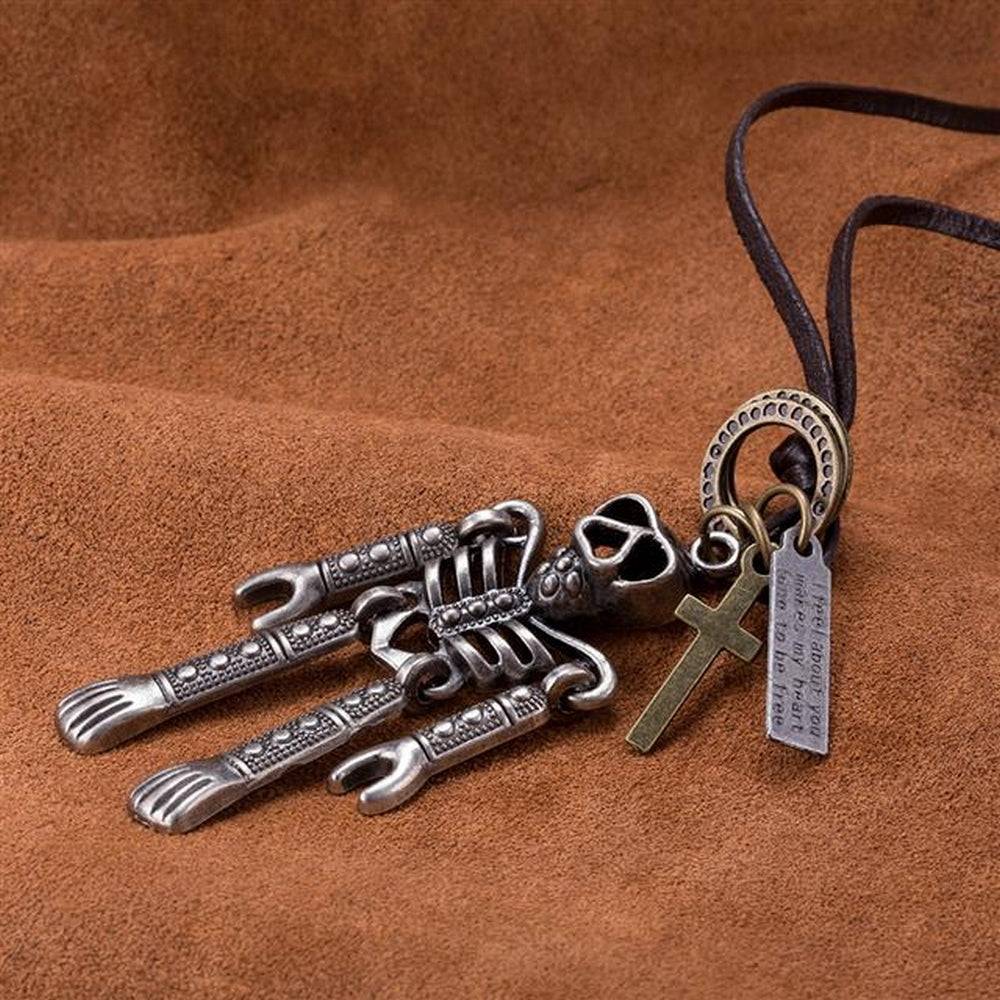 Lau Fashion Echt Leder Halskette Surfer Style Damen & Herren Braun Skull Schmuck Ringe