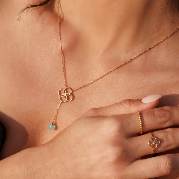 Leaf Jewelry Halskette Clover Charm, Aqua Chalzedon, 18 K Rosegold Vergoldet