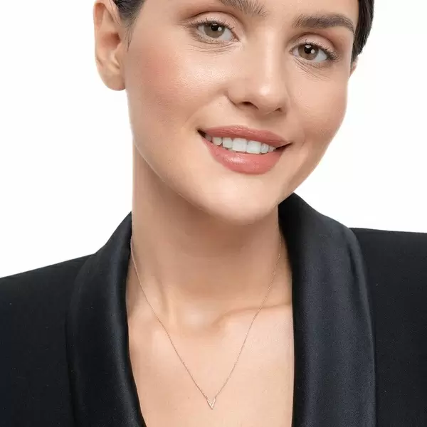 Leaf Jewelry Halskette Letter "V", 14 K Rosegold Mit Diamanten