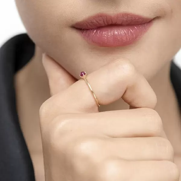 Leaf Jewelry Ring Cabochon, 14 K Gelbgold, Rubin