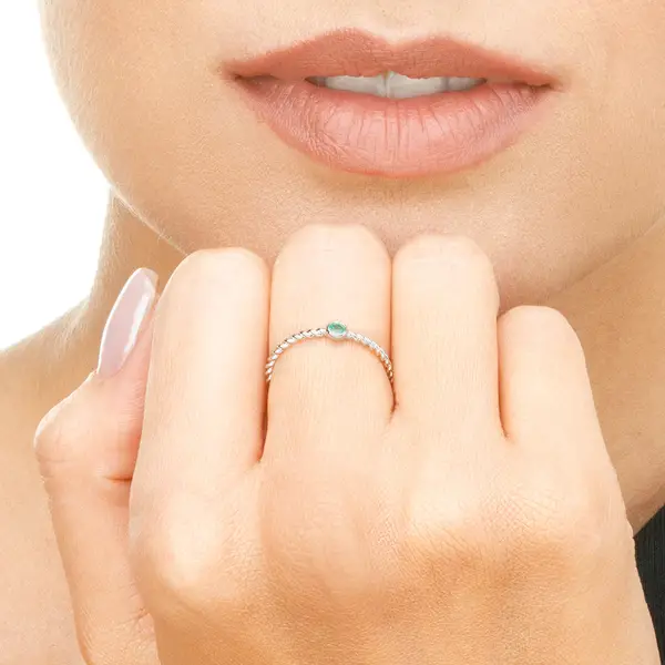 Leaf Jewelry Ring Twist Smaragd, 14K Weißgold