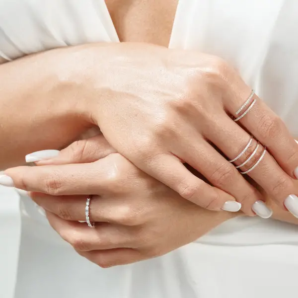 Leaf Jewelry Ring Mit Baguette Diamanten, 14K Gelbgold