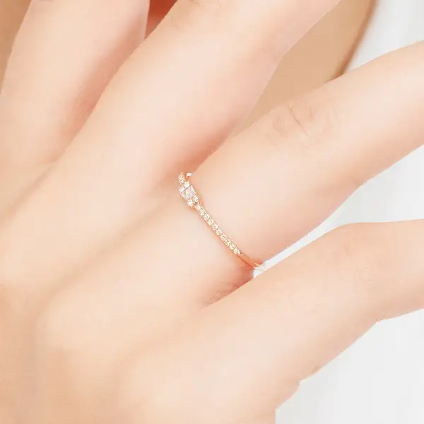 Leaf Jewelry Ring Mit Diamanten, Tiny Baguette, 14K Rosegold