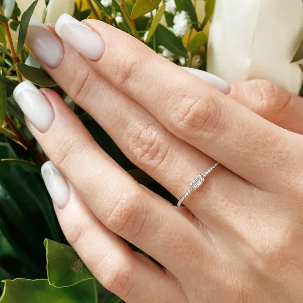 Leaf Jewelry Ring Mit Diamanten, Tiny Baguette, 14K Rosegold