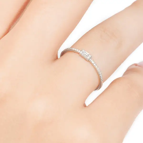 Leaf Jewelry Ring Mit Diamanten, Tiny Baguette, 14K Weißgold
