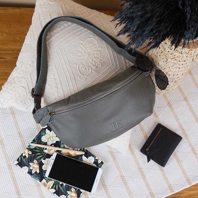 Leconi Große Bauchtasche Umhängetasche Crossbody Ledertasche Leder Oliv LE3088