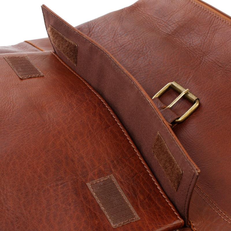 Leconi Roll Top Lederrucksack Lederrucksack DIN A4 Leder Braun LE1034