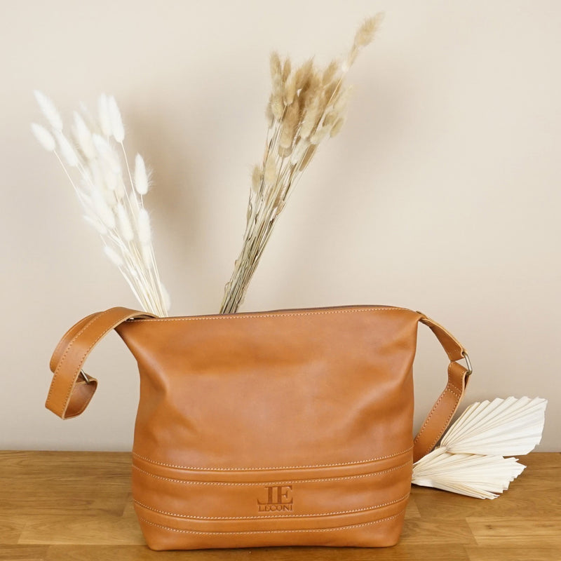 Leconi Umhängetasche Ledertasche Damentasche Leder Cognac LE0064