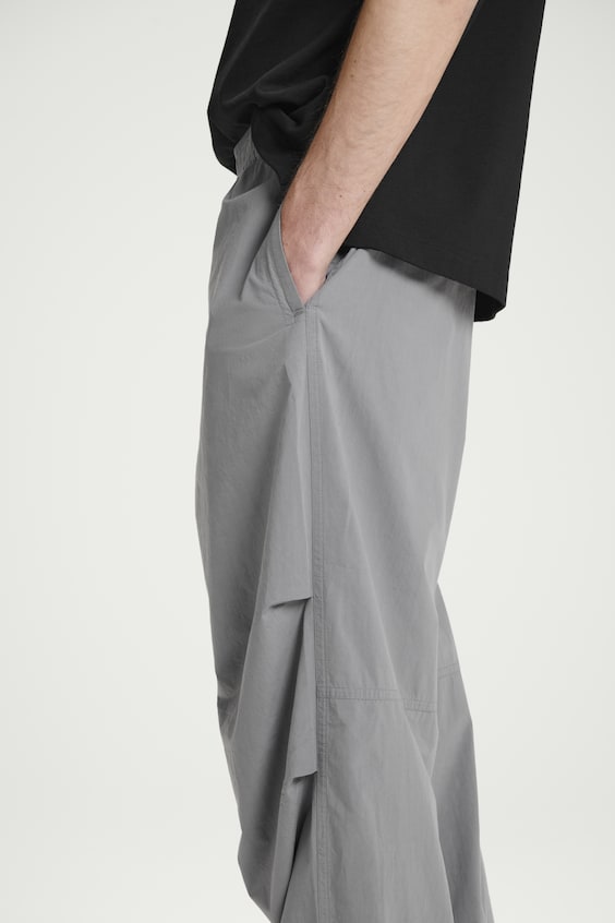 HM BAUMWOLLHOSE MIT WEITEM BEIN UND ELASTISCHEM BUND