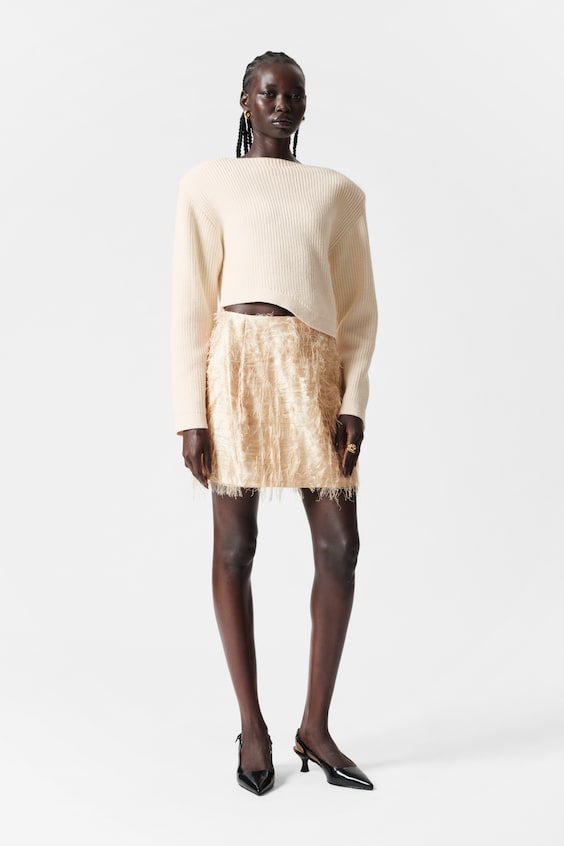 HM Asymmetrischer Rippstrickpullover