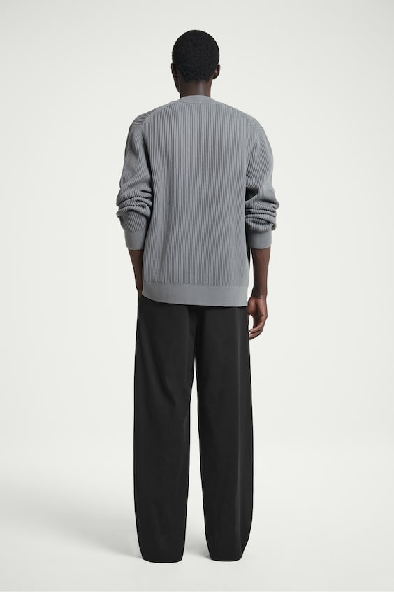 HM BAUMWOLL-STRICKJACKE MIT ACID-WASCHUNG