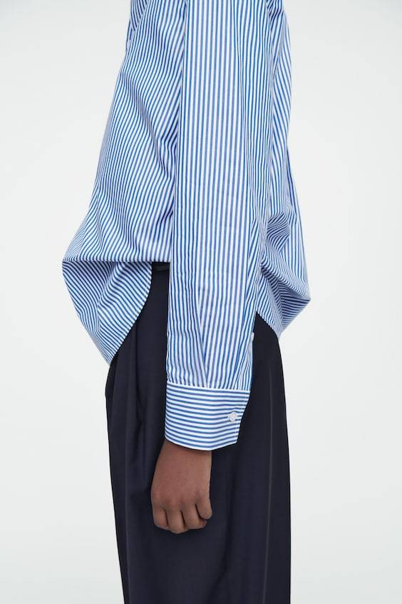 HM BAUMWOLLHEMD MIT ABGERUNDETEM SAUM