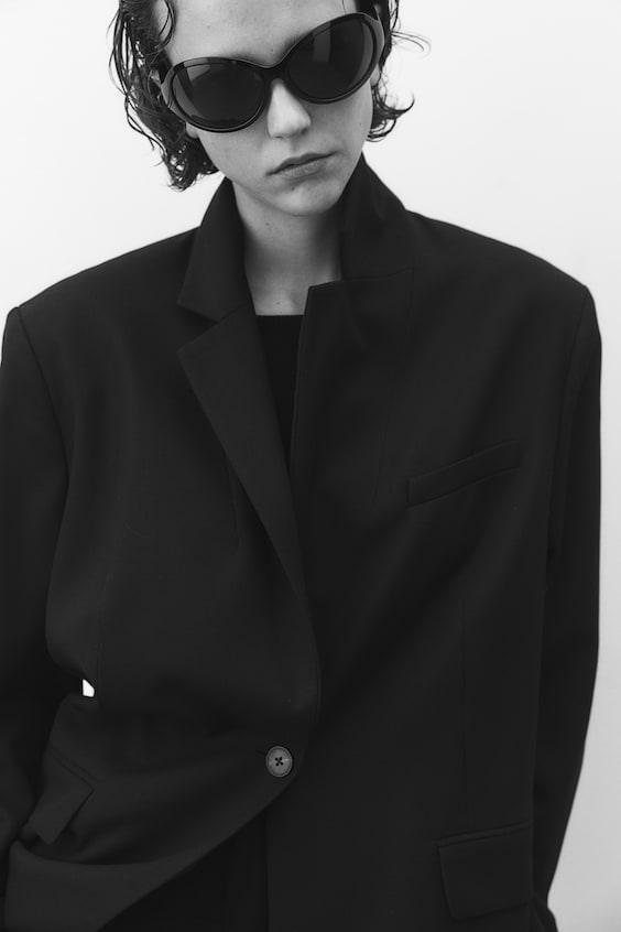 HM Blazer In Loose Fit