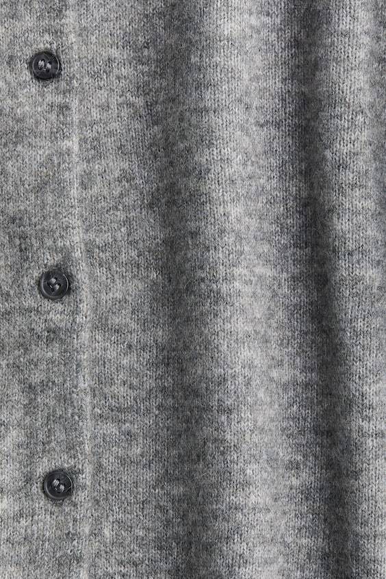 HM Cardigan In Lockerer Passform
