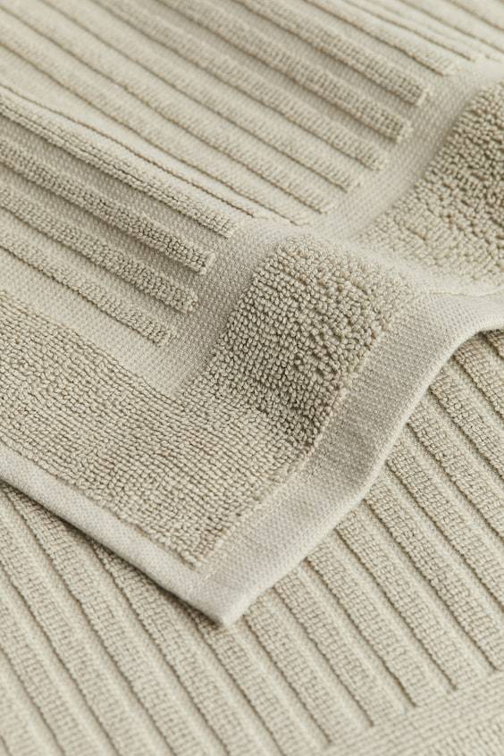 HM Cotton Terry Bath Towel