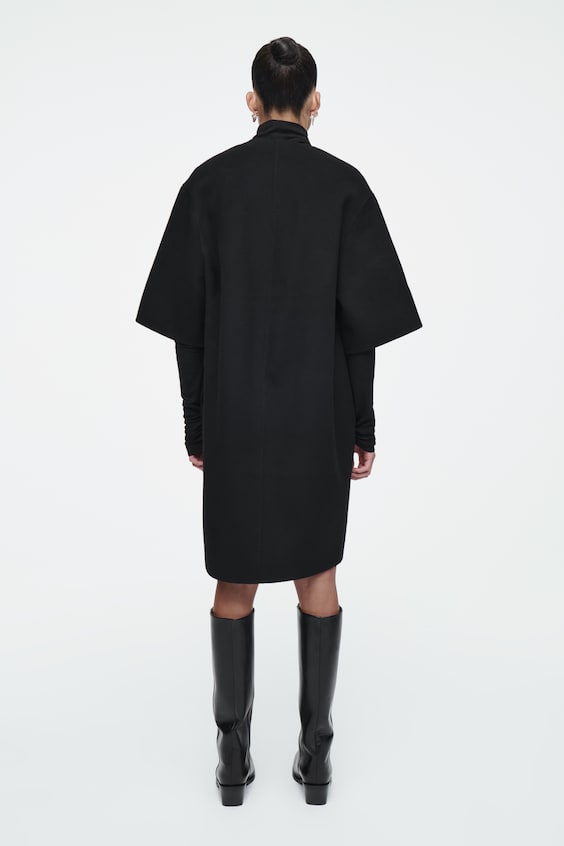 HM DOUBLEFACE-WOLLKLEID MIT V-AUSSCHNITT