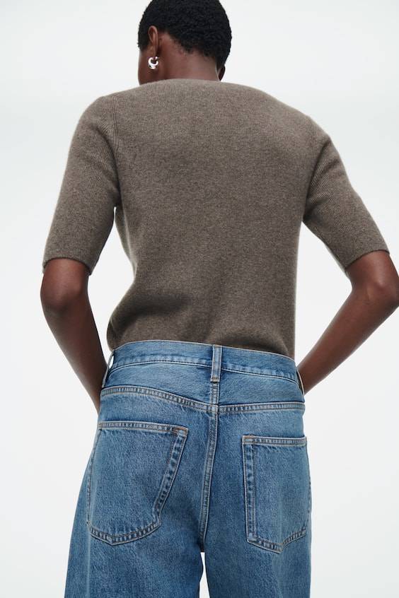 HM FACADE JEANS – GERADES BEIN