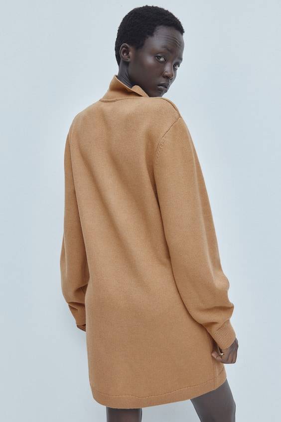 HM Feinstrickkleid Mit Kragen