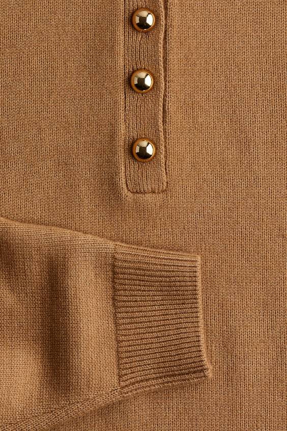 HM Feinstrickkleid Mit Kragen