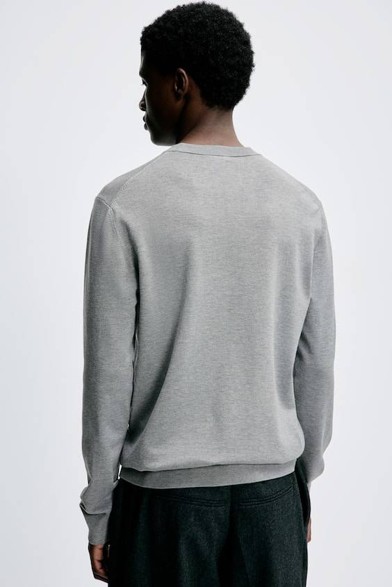 HM Feinstrickpullover Slim Fit