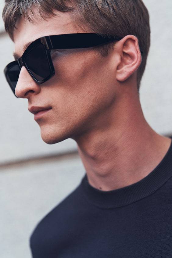 HM Feinstrickpullover Slim Fit