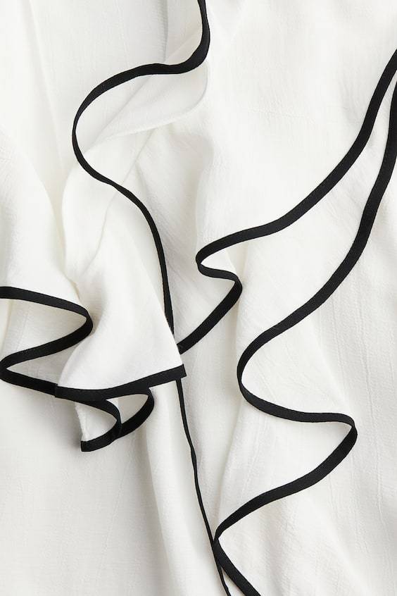 HM Flounced Crêpe Blouse