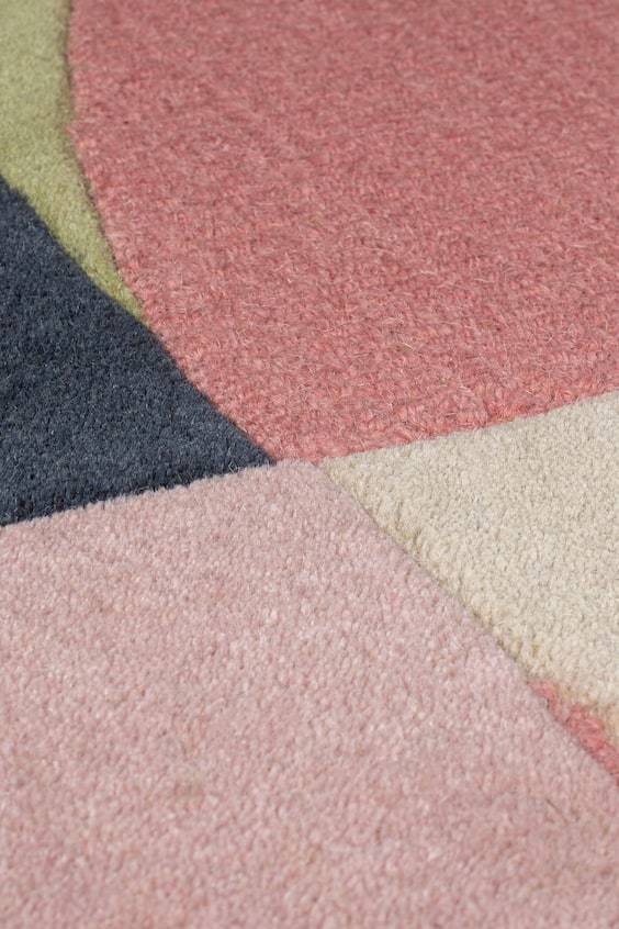 HM Geometrischer Abstrakter Wollteppich Esre