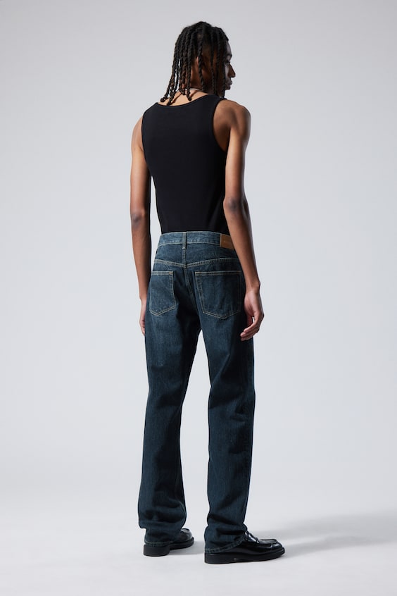 HM Gerade Jeans Space Mit Lockerer Passform