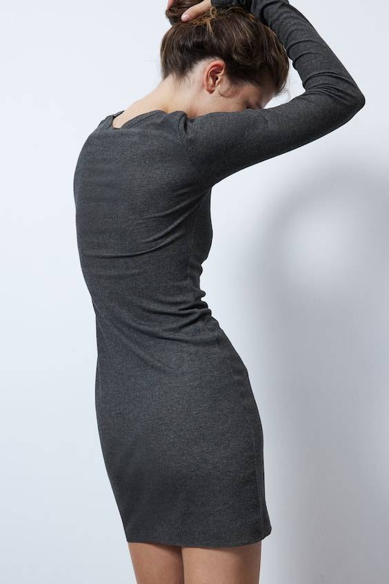 HM Geripptes Bodycon-Kleid