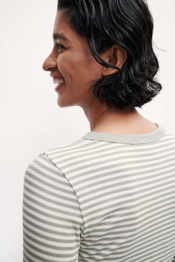 HM Geripptes Jerseyshirt