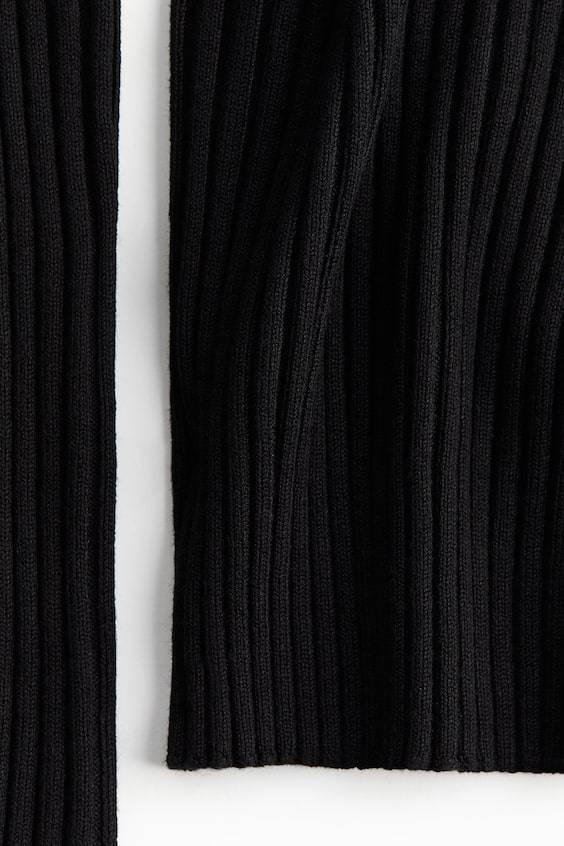 HM Geripptes Shirt Mit U-Boot-Ausschnitt