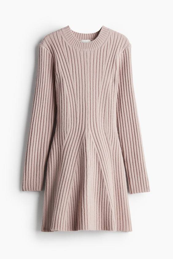 HM Geripptes Strickkleid