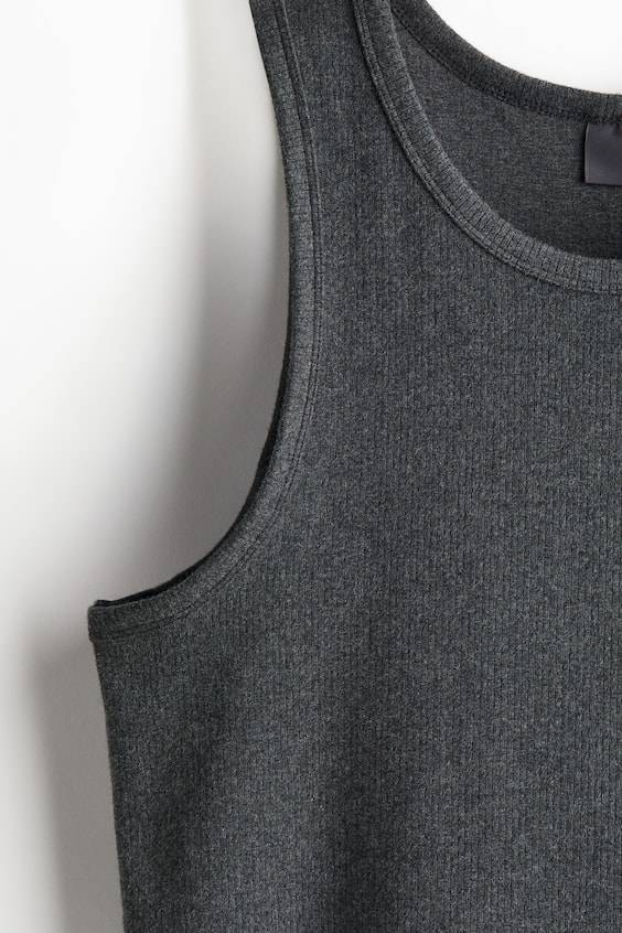 HM Geripptes Tanktop In Slim Fit