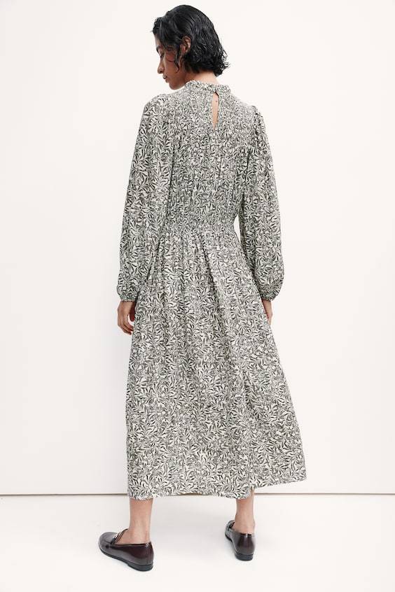 HM Gesmoktes Kleid