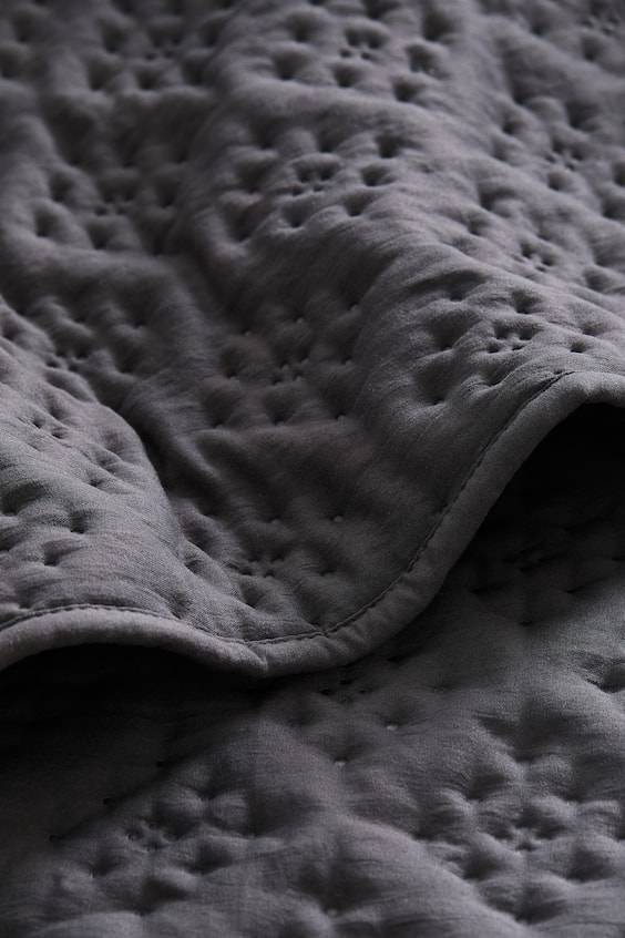 HM Gesteppte Tagesdecke