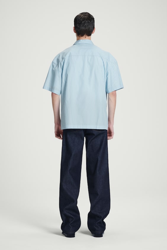 HM GESTREIFTES KURZARMHEMD