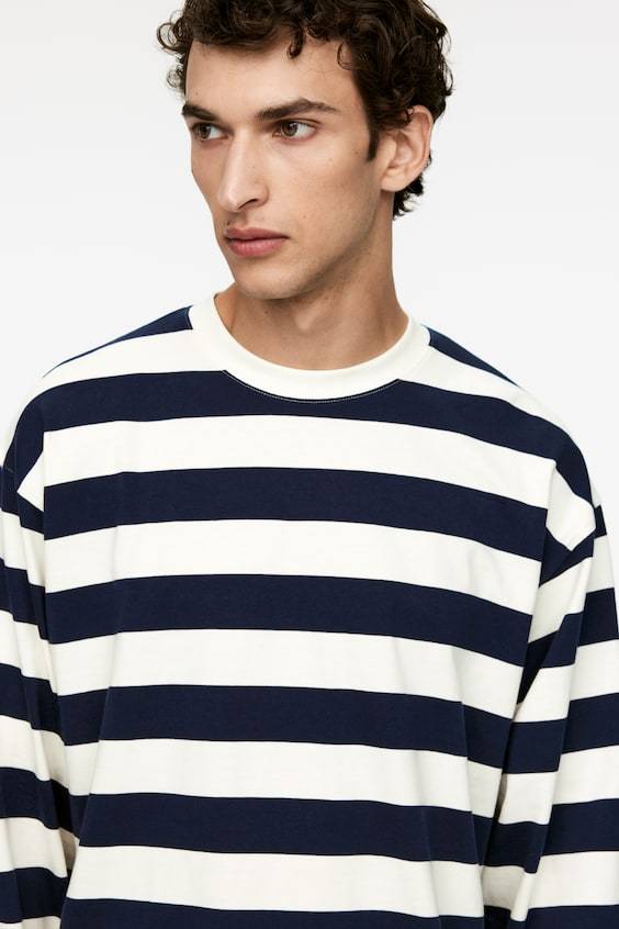 HM Gestreiftes T-Shirt