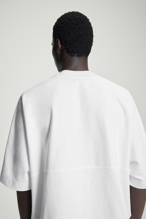 HM GEWICHTIGES OVERSIZED-T-SHIRT MIT KRAGEN