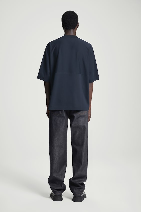 HM GEWICHTIGES OVERSIZED-T-SHIRT MIT KRAGEN