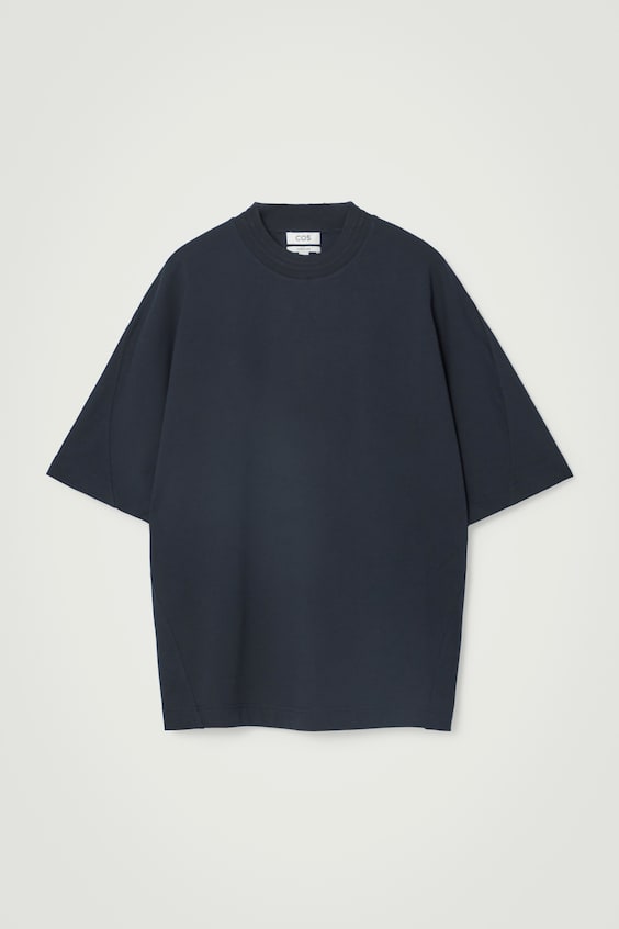 HM GEWICHTIGES OVERSIZED-T-SHIRT MIT KRAGEN
