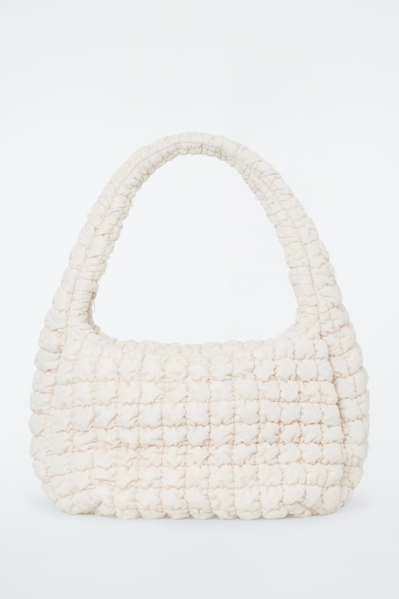 HM GROSSE GESTEPPTE UMHÄNGETASCHE