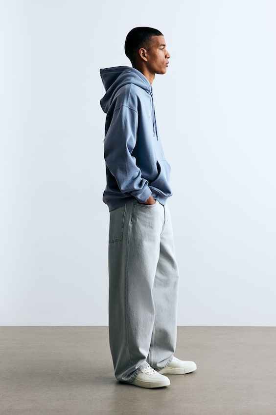 HM Hoodie In Loose Fit