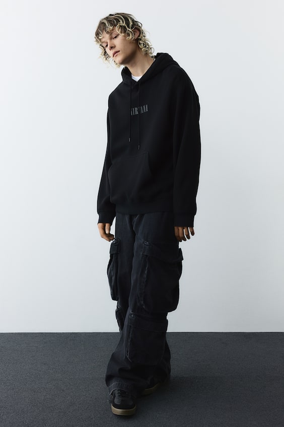 HM Hoodie in Loose Fit