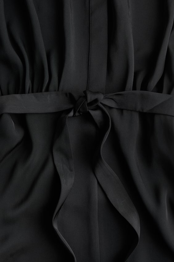 HM Kleid Mit Bindegürtel