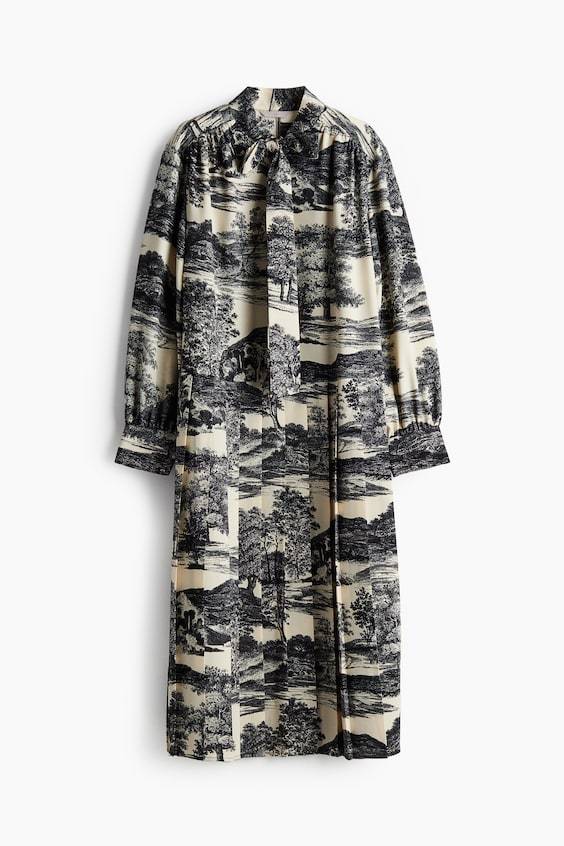 HM Kleid Mit Bindekragen