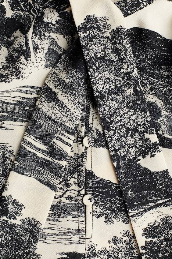 HM Kleid Mit Bindekragen