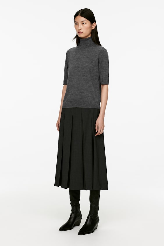 HM Kurzärmliger Rollkragenpullover