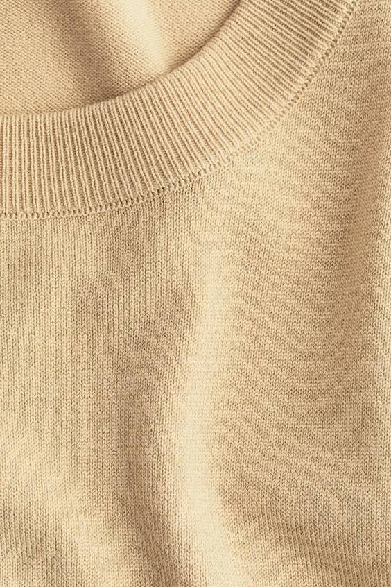 HM Kurzer Feinstrick-Pullover