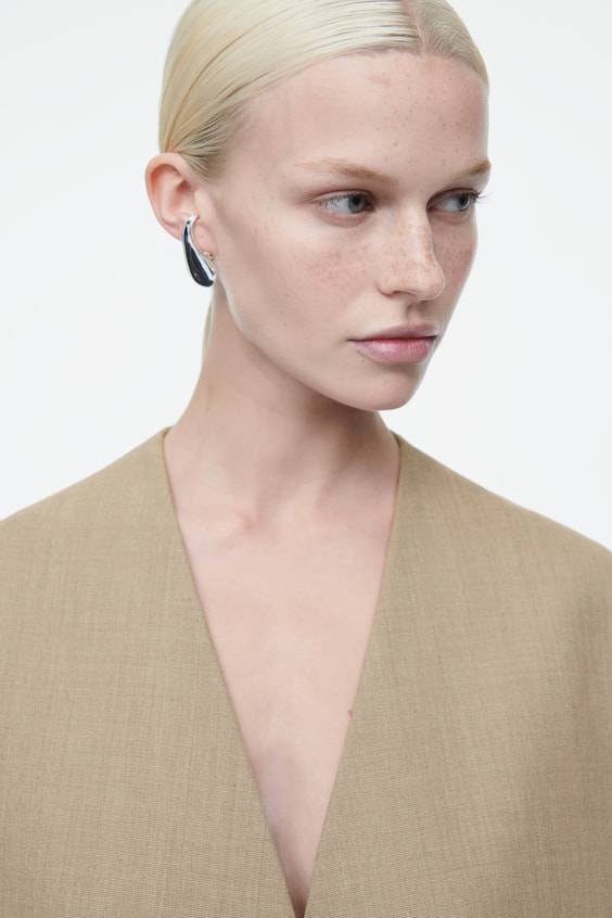 HM LANGE TWILL-WESTE AUS WOLL-MIX