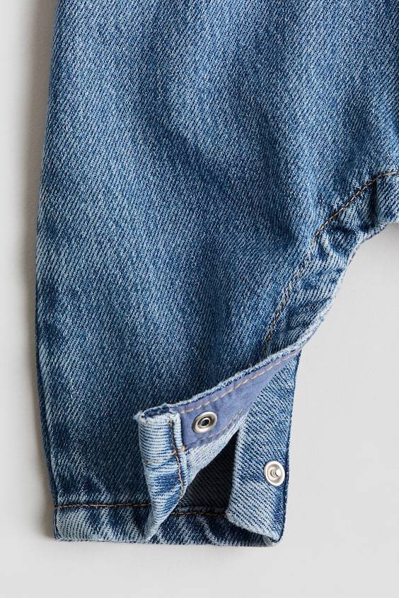 HM Latzhose aus Denim